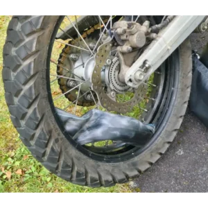 チューブタイヤのパンク修理