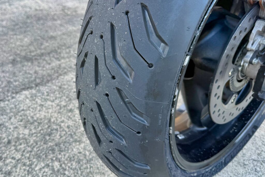 MICHELIN ROAD6 GSX-S1000